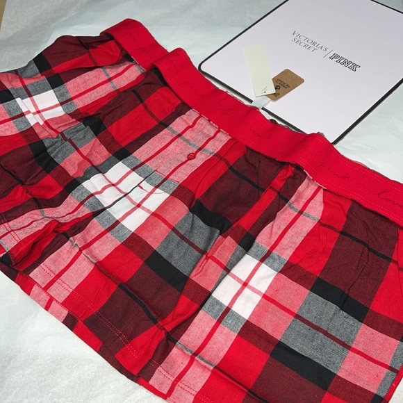 (XL) Victoria’s Secret Plaid Flannel Pajama Short - Picture 12 of 16